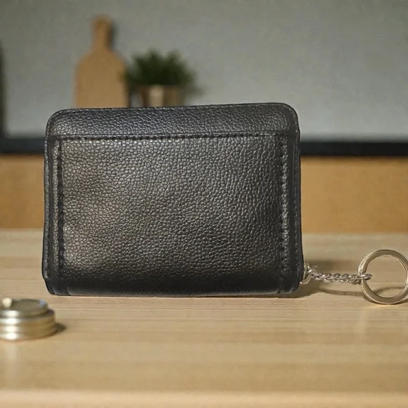 Kate Spade Black key ring wallet - Picture 2 of 7